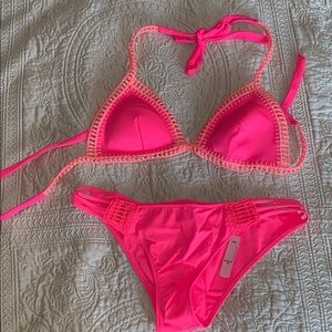 Victoria’s Secret bikini